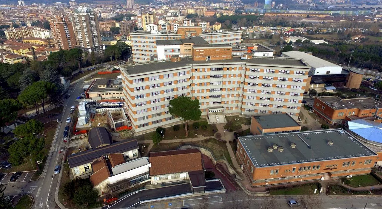 Terni, vaiolo delle scimmie giovane ricoverato al Santa Maria