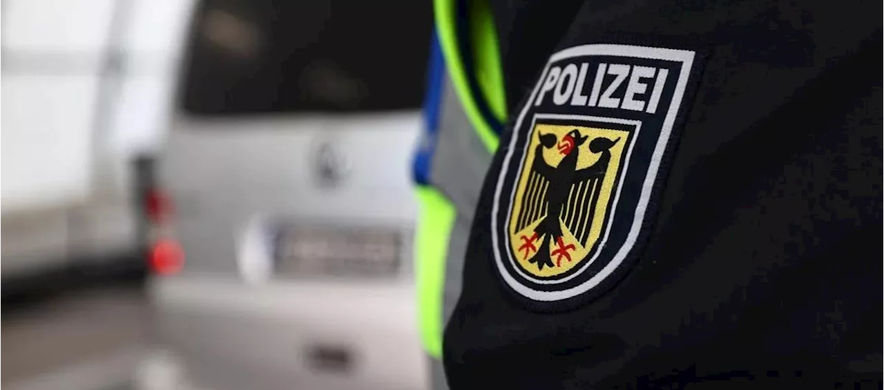 Mujer atacó a cuchillo a dos transeúntes en Múnich y fue abatida por la Policía