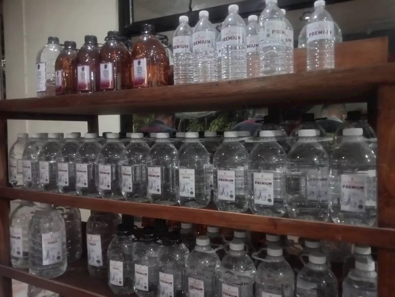 UP chemists identify promising methods for detecting methanol in lambanog