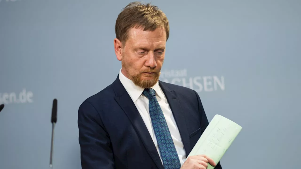 Haushaltskrise und Umfragedesaster: Kretschmers plötzlich in der Krise
