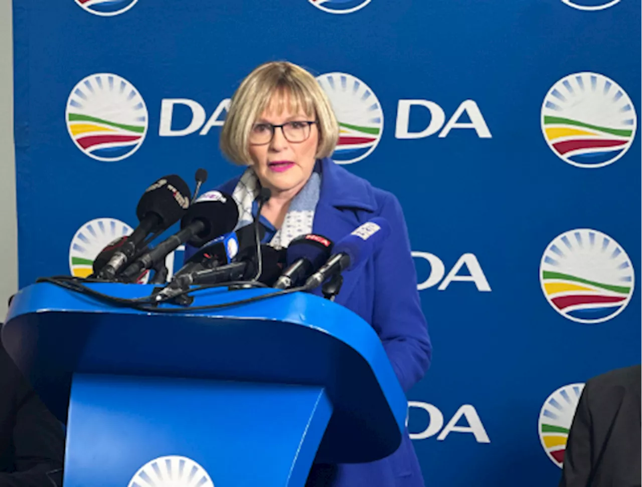 Mayors Morero and Nasiphi laugh off possibility of Zille becoming Joburg mayor
