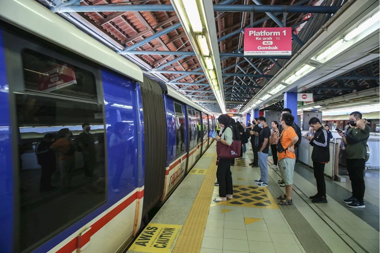Kelana Jaya LRT service disrupted between Pasar Seni and Bangsar stations due to track switch disruption, repairs underway