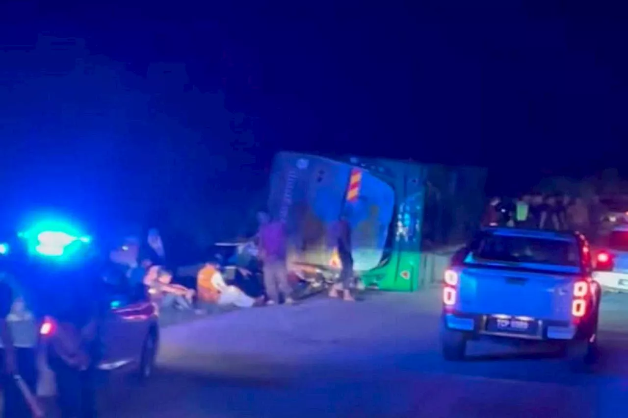 (Updated) Gerik crash: 15 killed in bus crash Involving UPSI students in Gerik