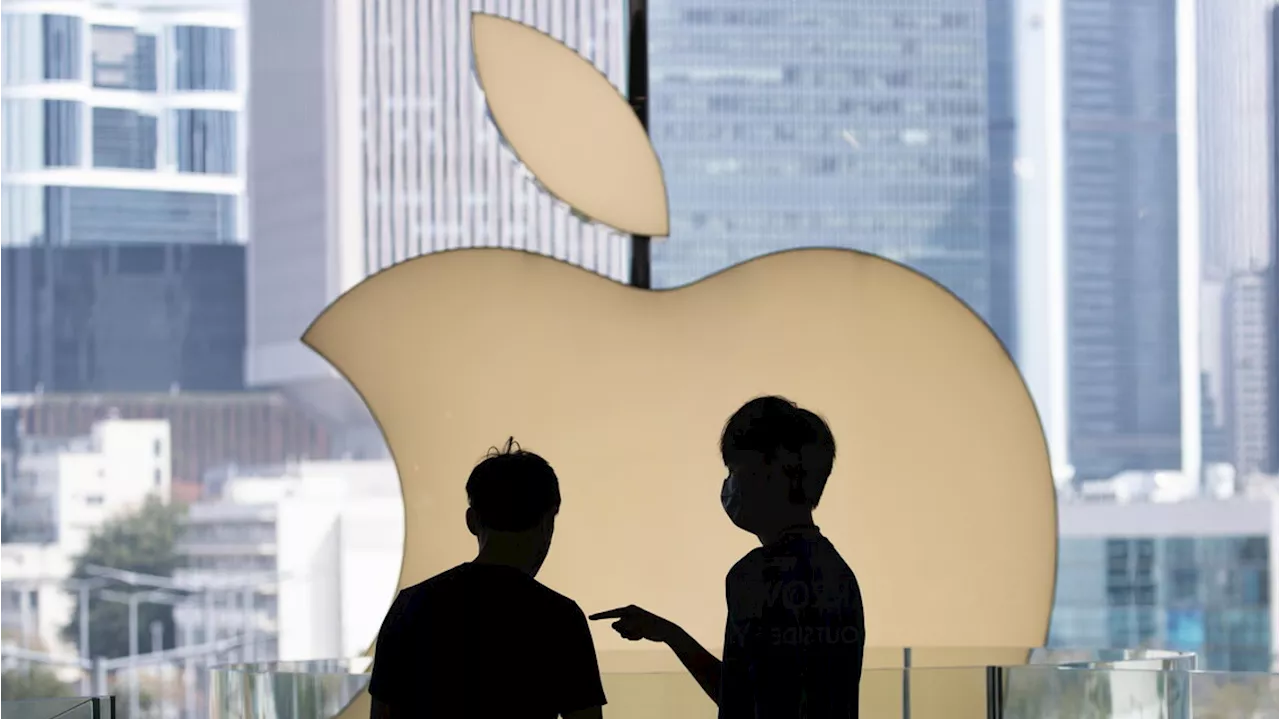 Apple valuta di usare l'IA di OpenAI o Anthropic per Siri