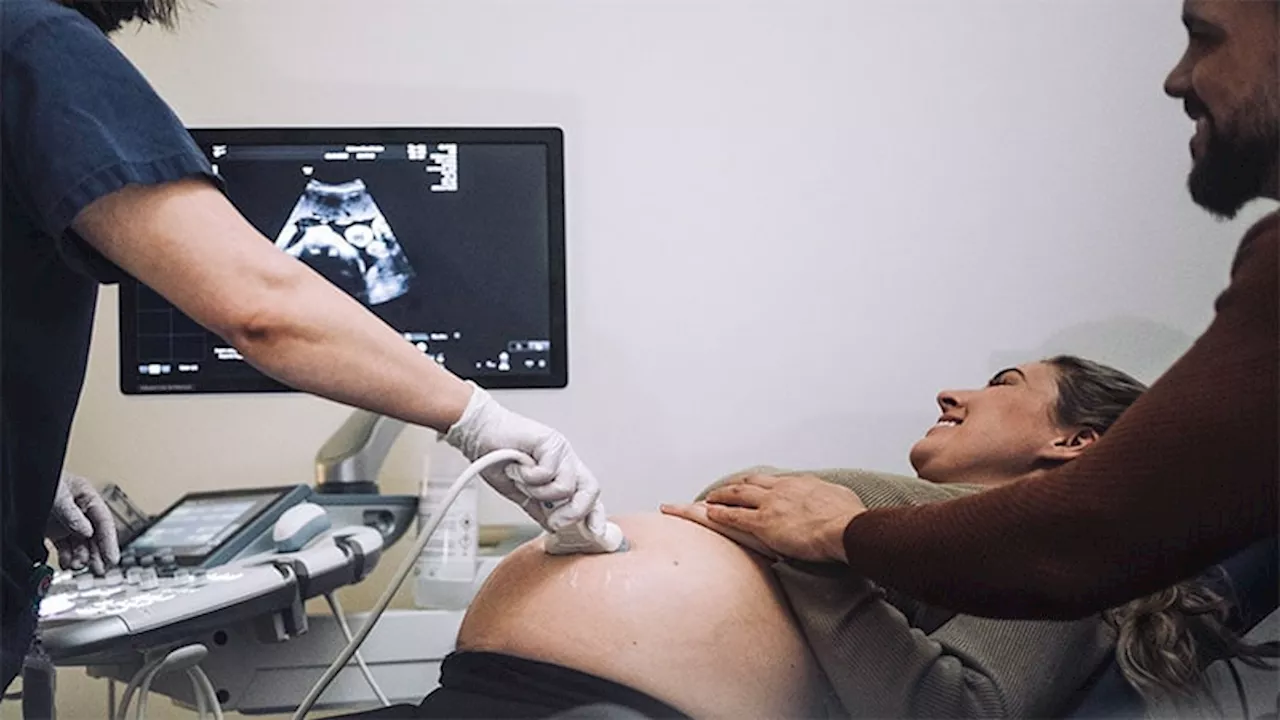 Ultrasound and Maternal Data Predict Prolonged NICU Stay