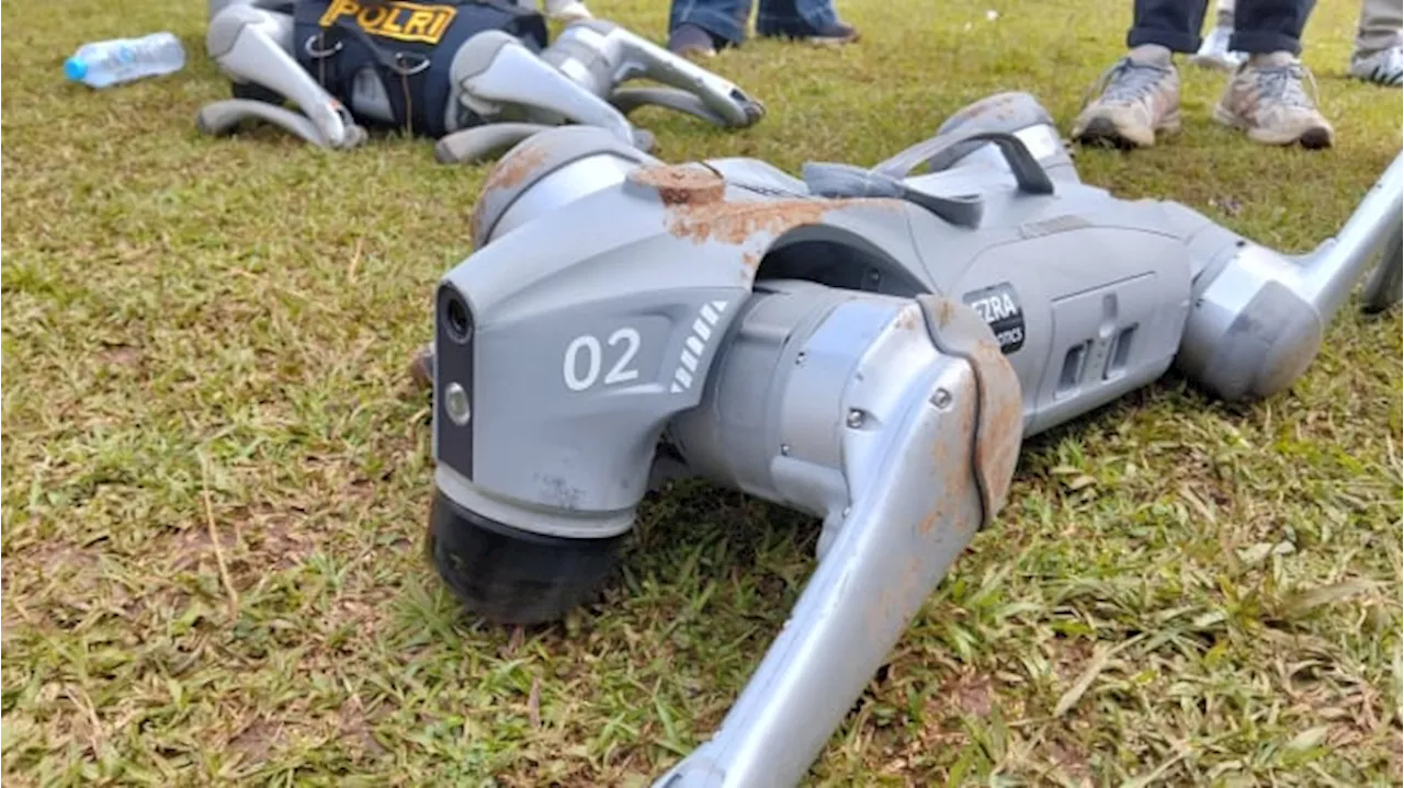 Cerita Briptu Dysandro Jadi Operator Kendalikan Robot K9 Milik Polri