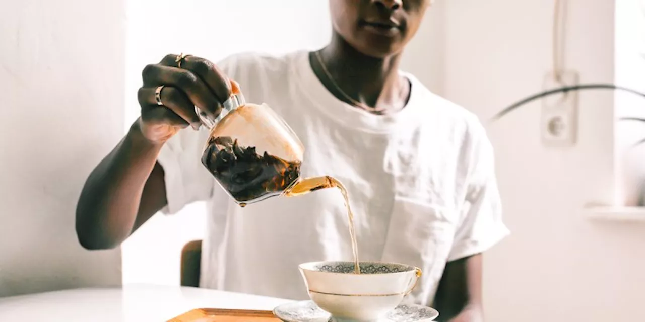 So 'Longevity Tea' Is A Thing & It's Easier To Make Than You'd Expect
