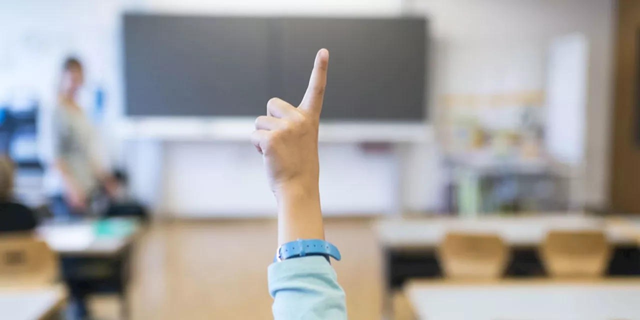 Keine Anstellung für Lehrerin mit Kopftuch in Eschenbach