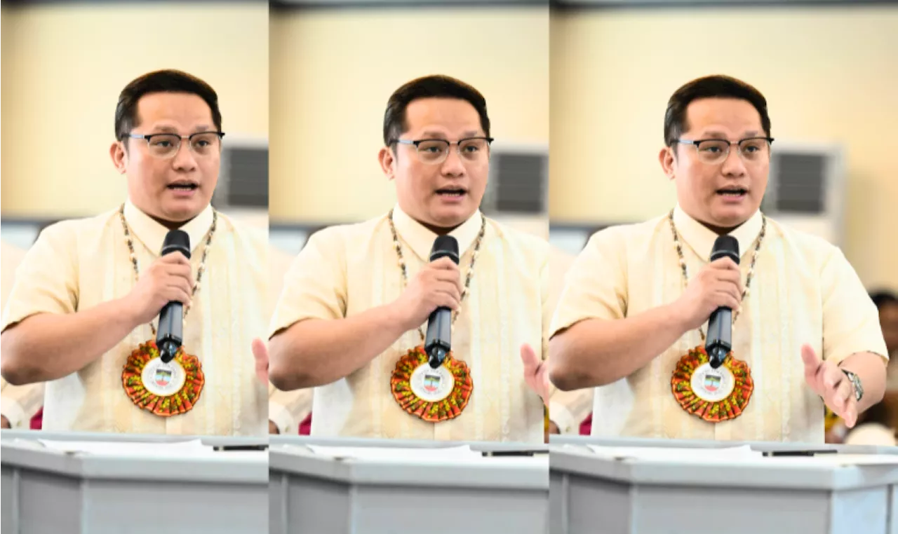 Adriano delivers message at San Pablo City Council inaugural session