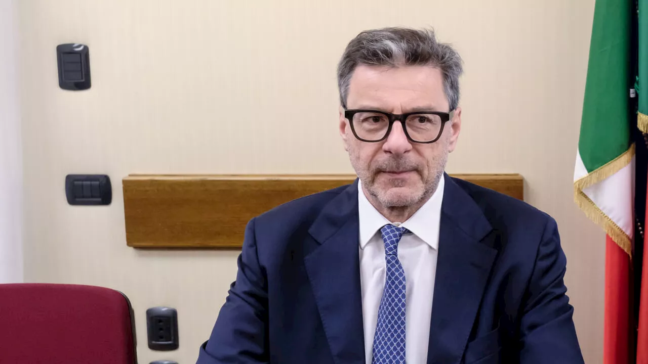 Una nuova 'Agenzia delle entrate' per le tasse locali: l'idea di Giorgetti