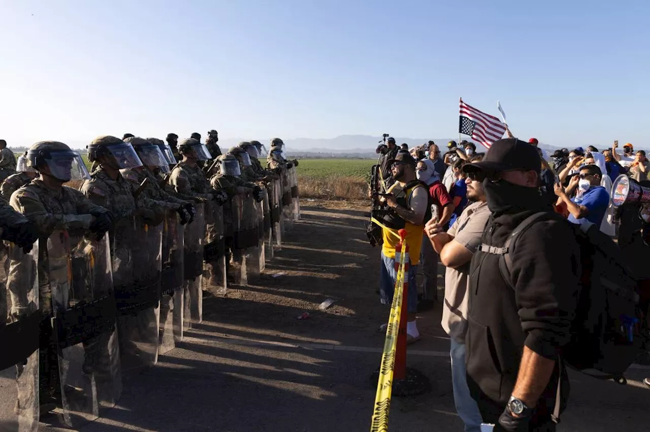 Chaotic protest in California as agents conduct immigration raid