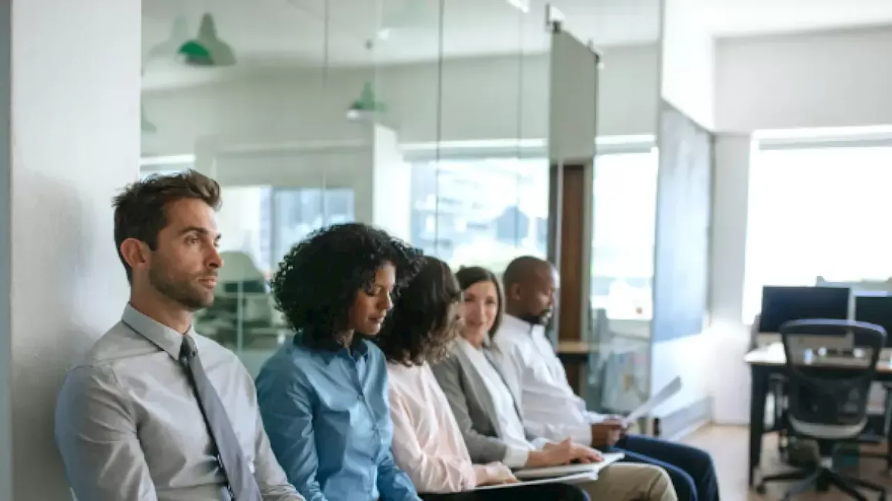 Reducción de la jornada laboral en Colombia: las 'trampas' que no se deben hacer, según la Ley