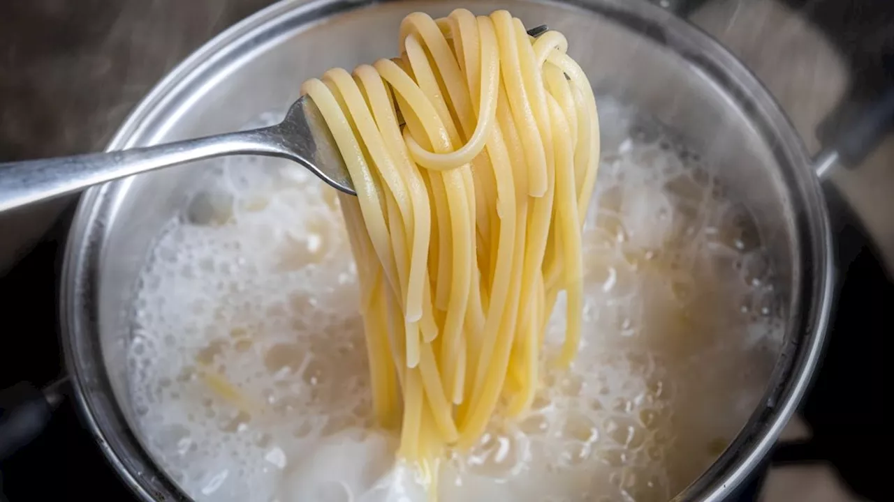  Wenn du deine Pasta so kochst, ist sie gesünder