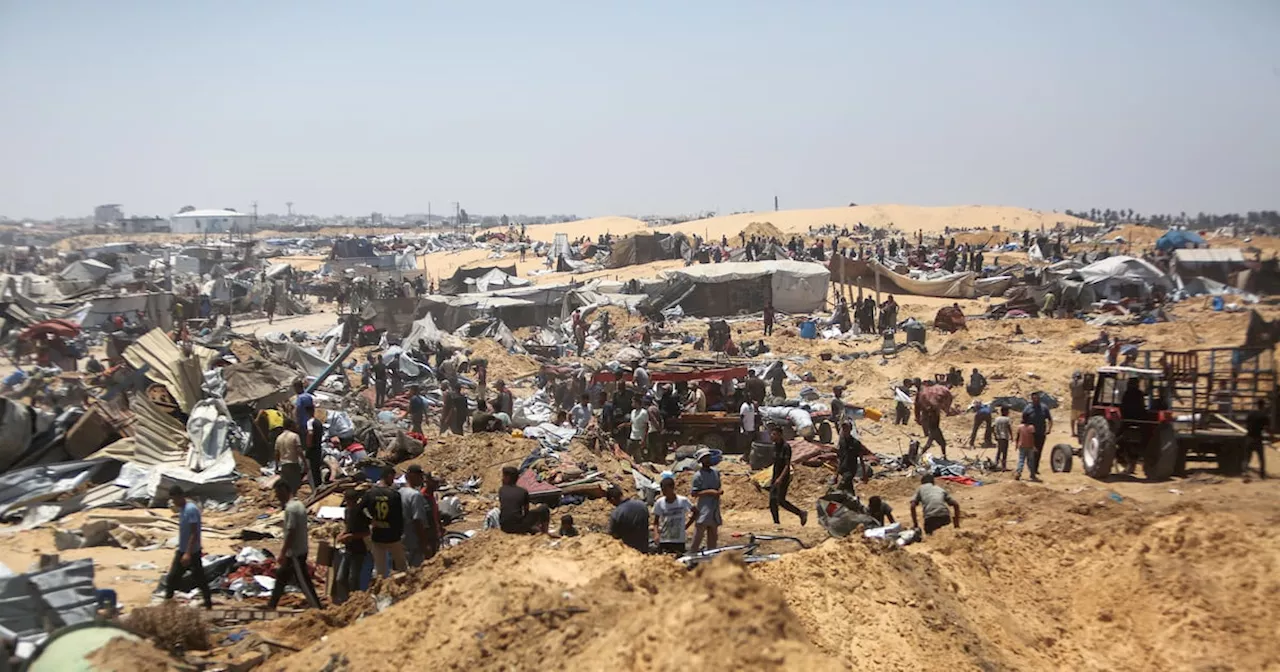 Gaza truce talks faltering over withdrawal, Palestinian and Israeli sources say