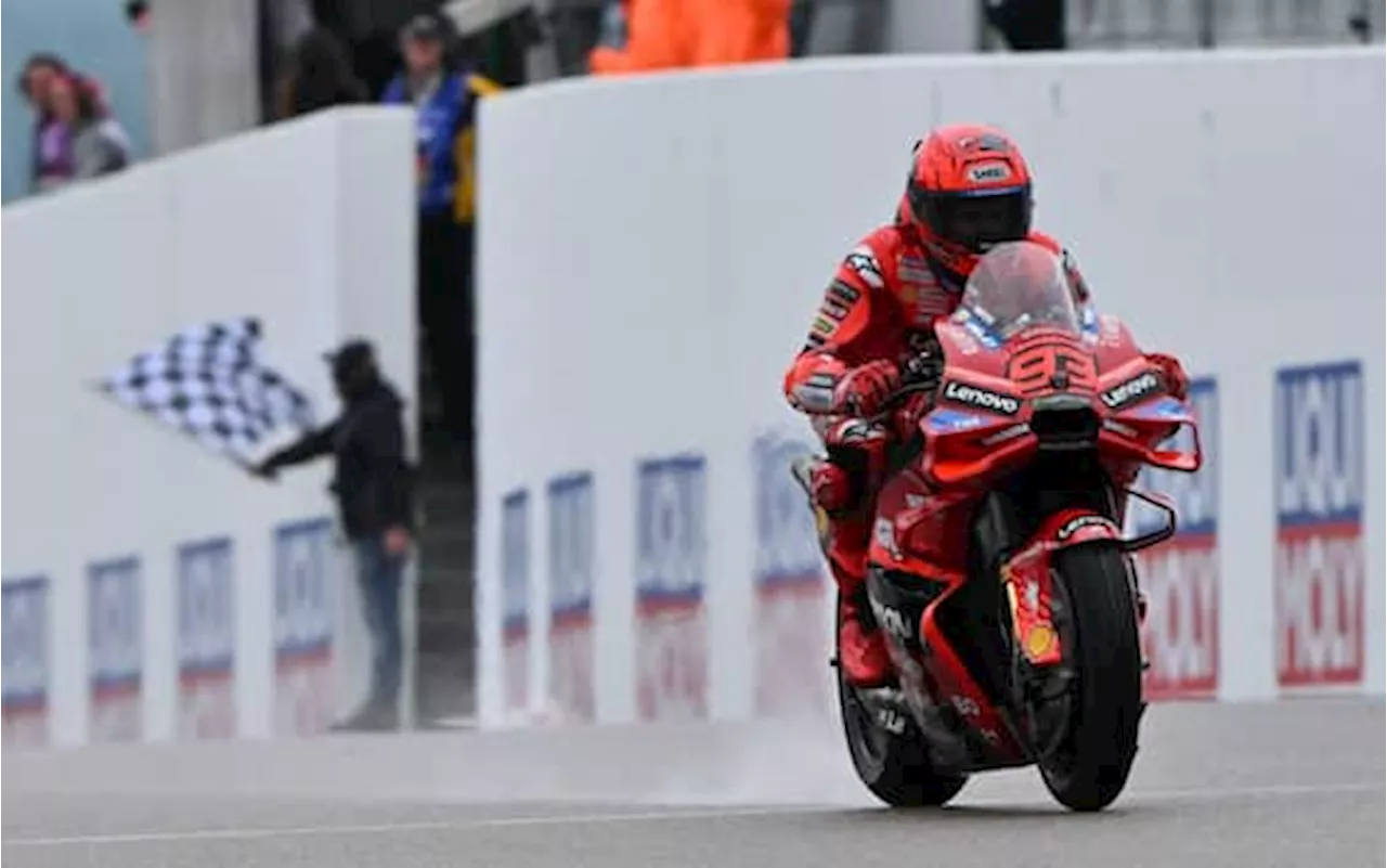 Marquez trionfa nella Sprint Race al Sachsenring, Bezzecchi sfiora la vittoria