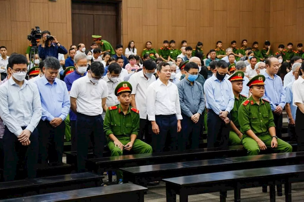 Vietnam court jails 30 for graft worth $45M