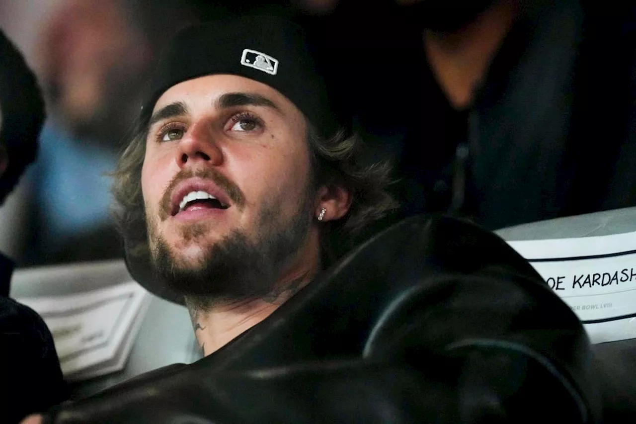 Anmeldere delt om Justin Bieber nye album: