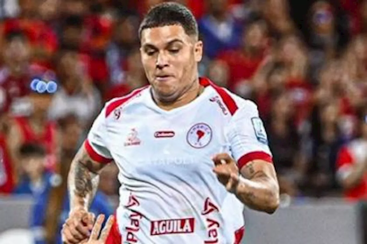 Mientras define su futuro: así entrena Juanfer Quintero en Envigado