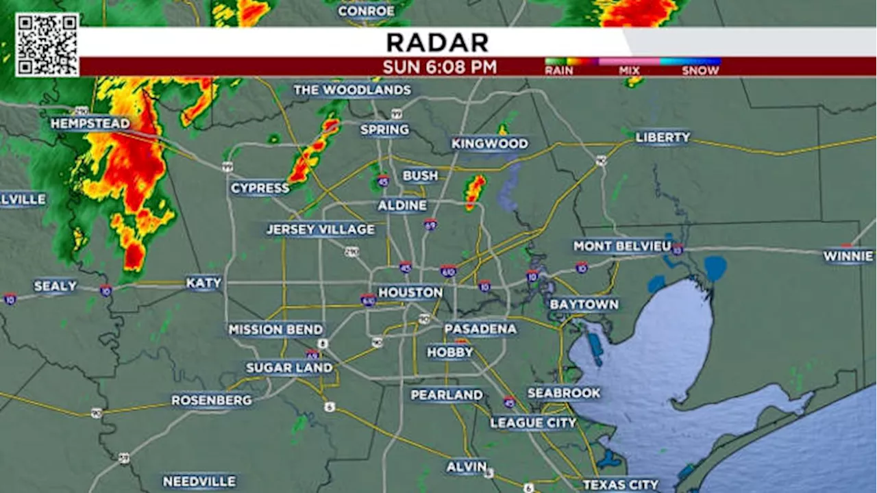 LIVE RADAR: Strong thunderstorms moving through Houston area Sunday afternoon