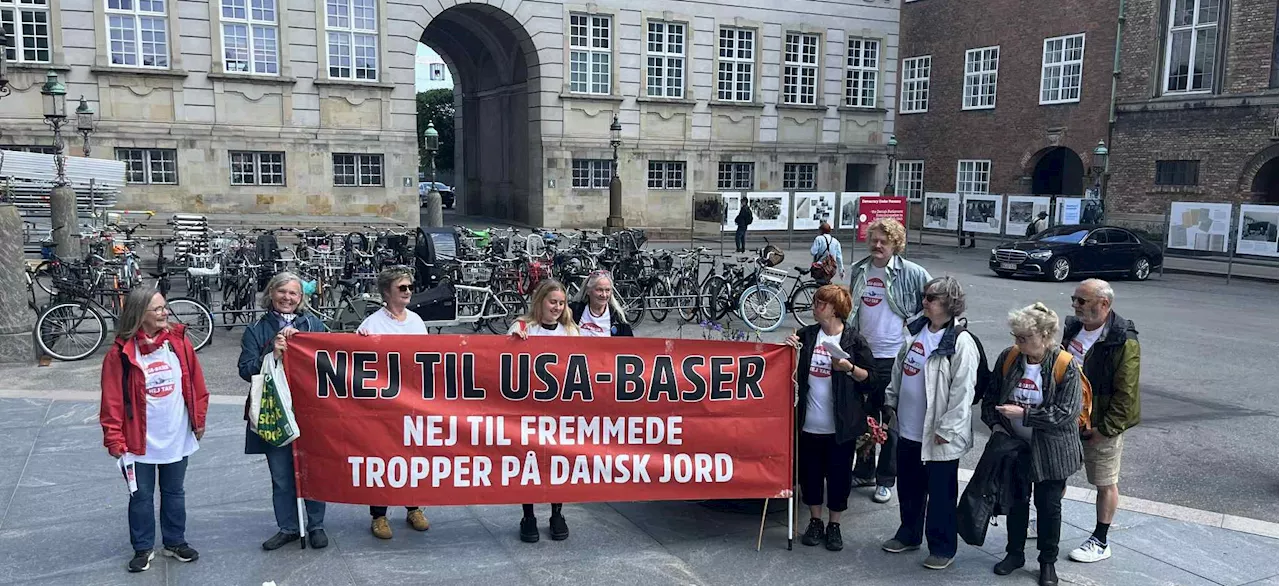 Fredsaktivister Protesterer Mod USA-baser i Danmark