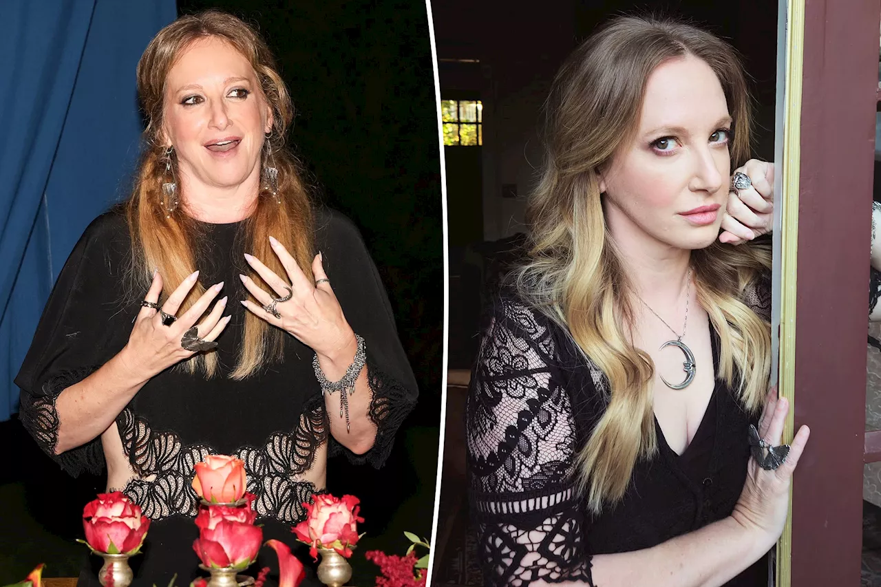  Author Leigh Bardugo says modern readers have to 'get comfortable with discomfort' again