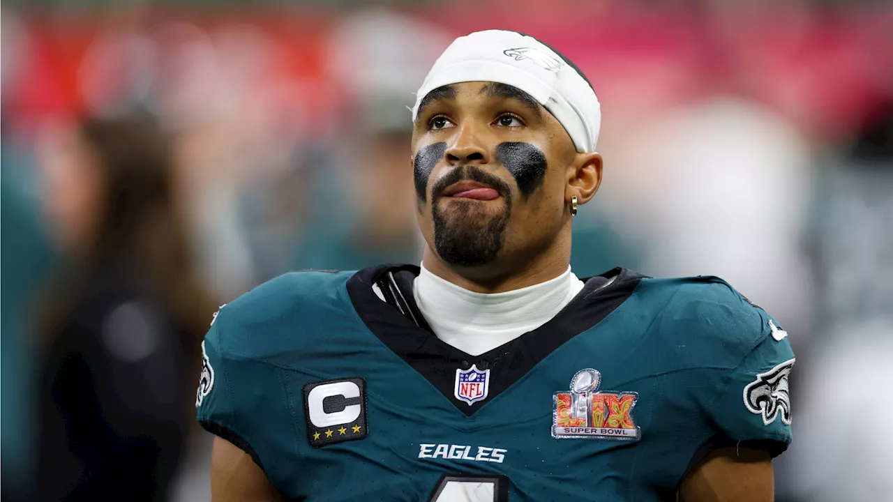 Jalen Hurts 'disrespected' in new quarterback poll as Eagles' Nick Sirianni rips 'BS' narrative