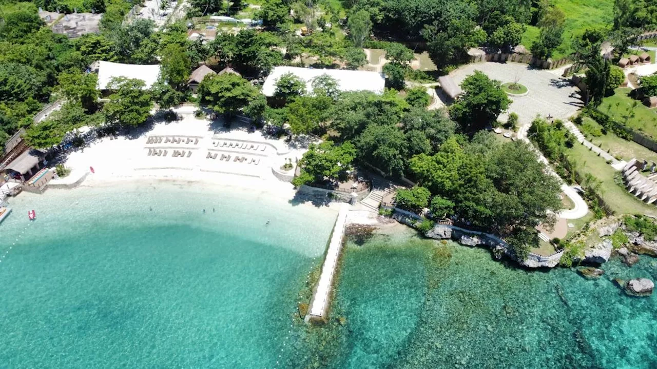 A new convention center in Cebu has its own access to the beach