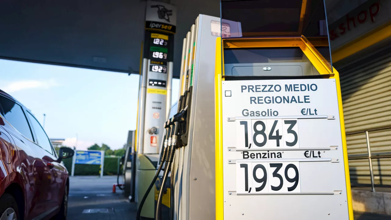 Dove costa di più la benzina in autostrada: la mappa