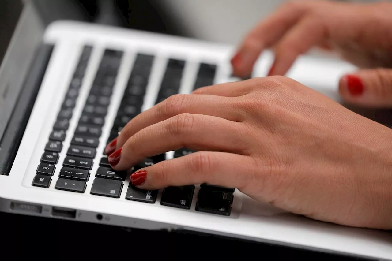 Cambodia arrests 1,000 in cyberscam crackdown
