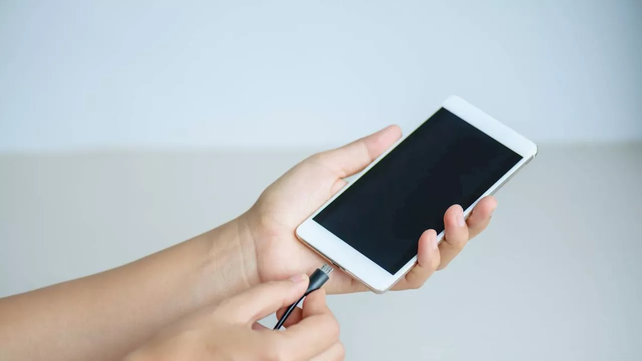 Así puede identificar qué app está agotando la batería de su celular: ¿qué hacer?
