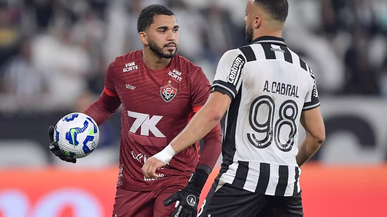 Botafogo domina, mas goleiro do Vitória segura empate