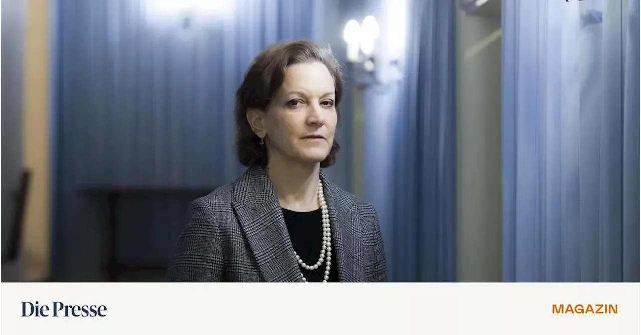 Anne Applebaum: „Putin will bis nach Berlin marschieren“