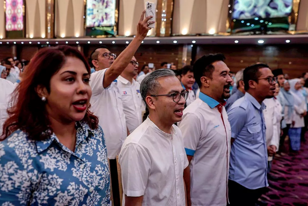 Anwar respects PKR MPs’ differing views, no action planned