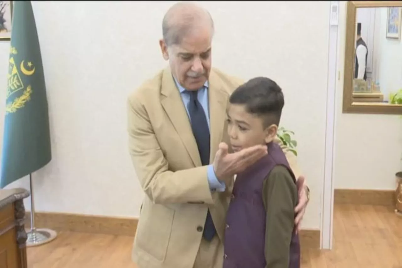 PM Shehbaz Sharif Praises Talha Ahmed for Digital Achievements