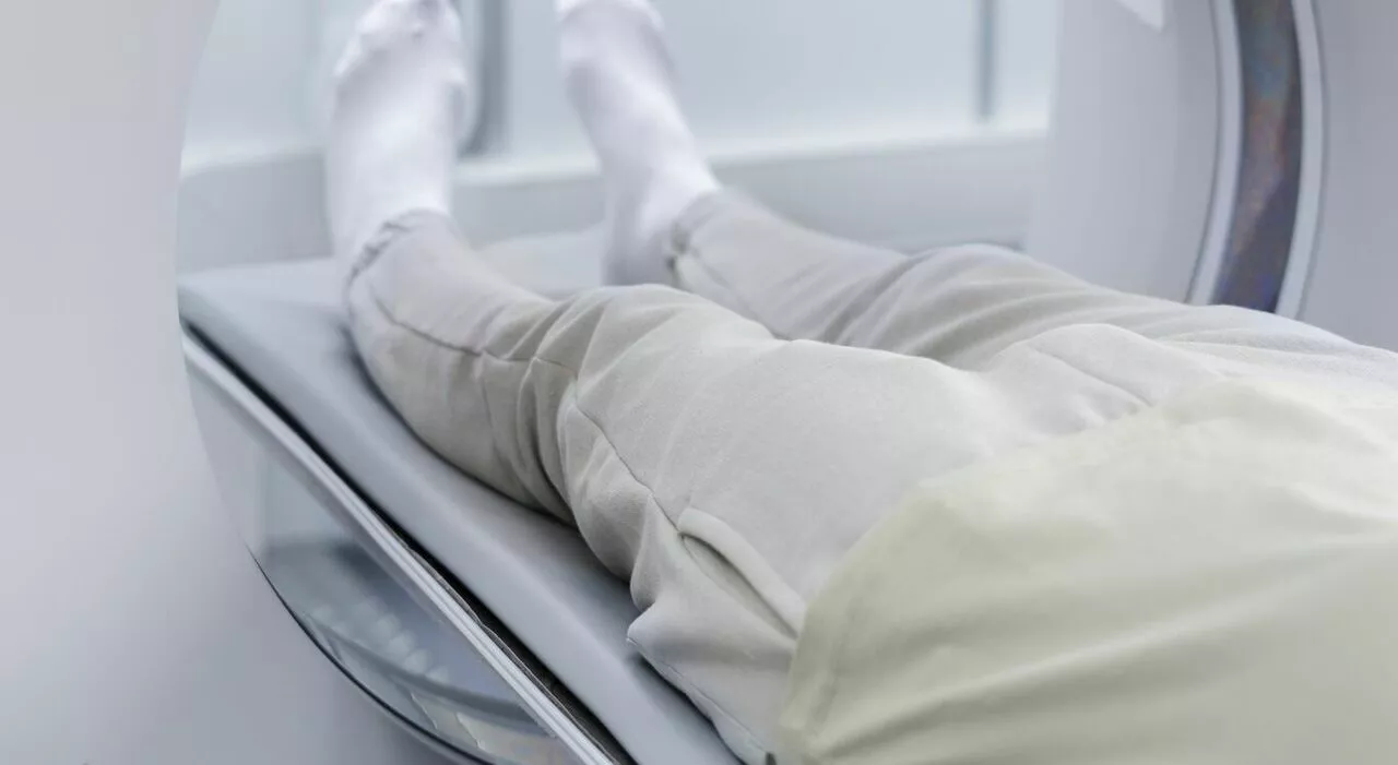 Muore risucchiato dalla macchina durante una risonanza magnetica: era corso nella stanza per le urla di un par