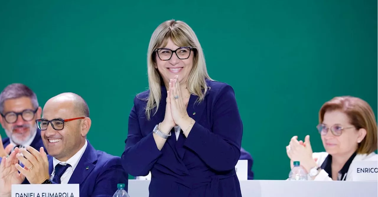 Fumarola rieletta segretaria Cisl: «No a lezioni» dalla Cgil. E al governo: «Passiamo ai fatti»