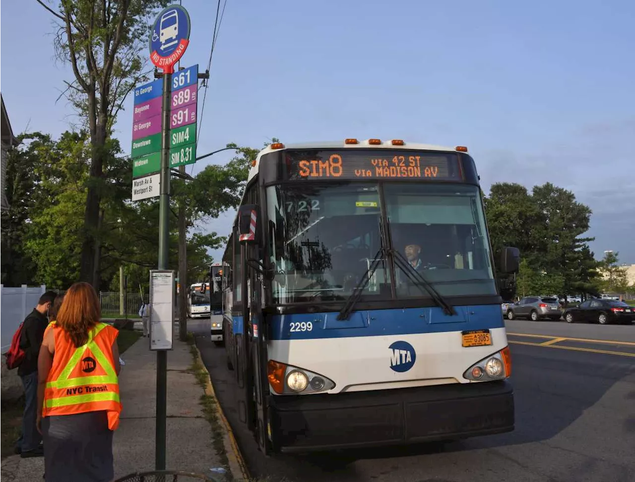 Staten Island beep Fossella mum on meeting with MTA about “worsening” express bus service