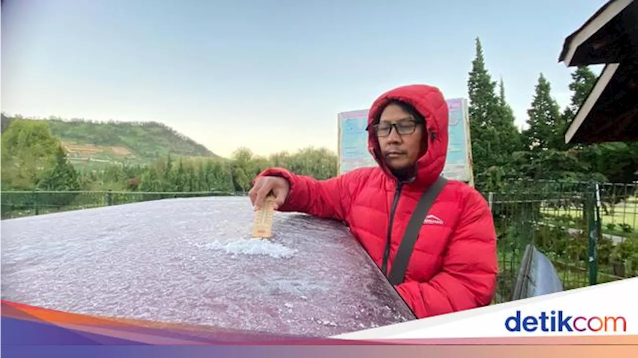 Brr! Suhu Dieng Minus 3 Derajat Celsius Pagi Ini, Embun Es Lebih Tebal
