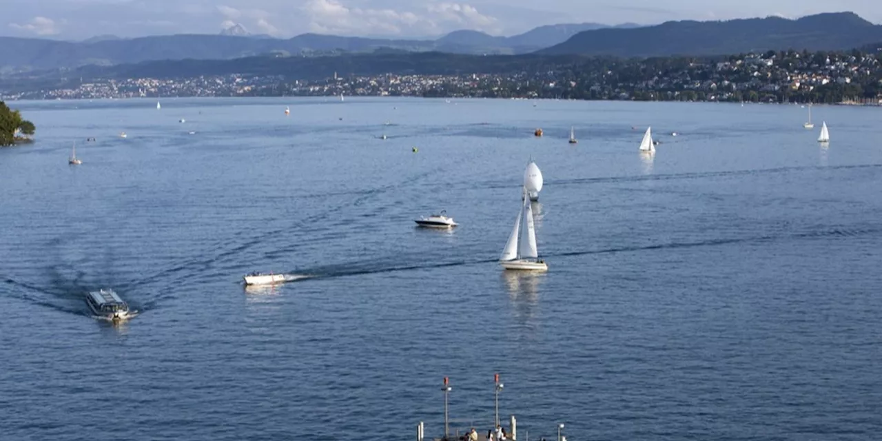 Mann (†55) fällt aus vor Anker liegendem Boot und ertrinkt