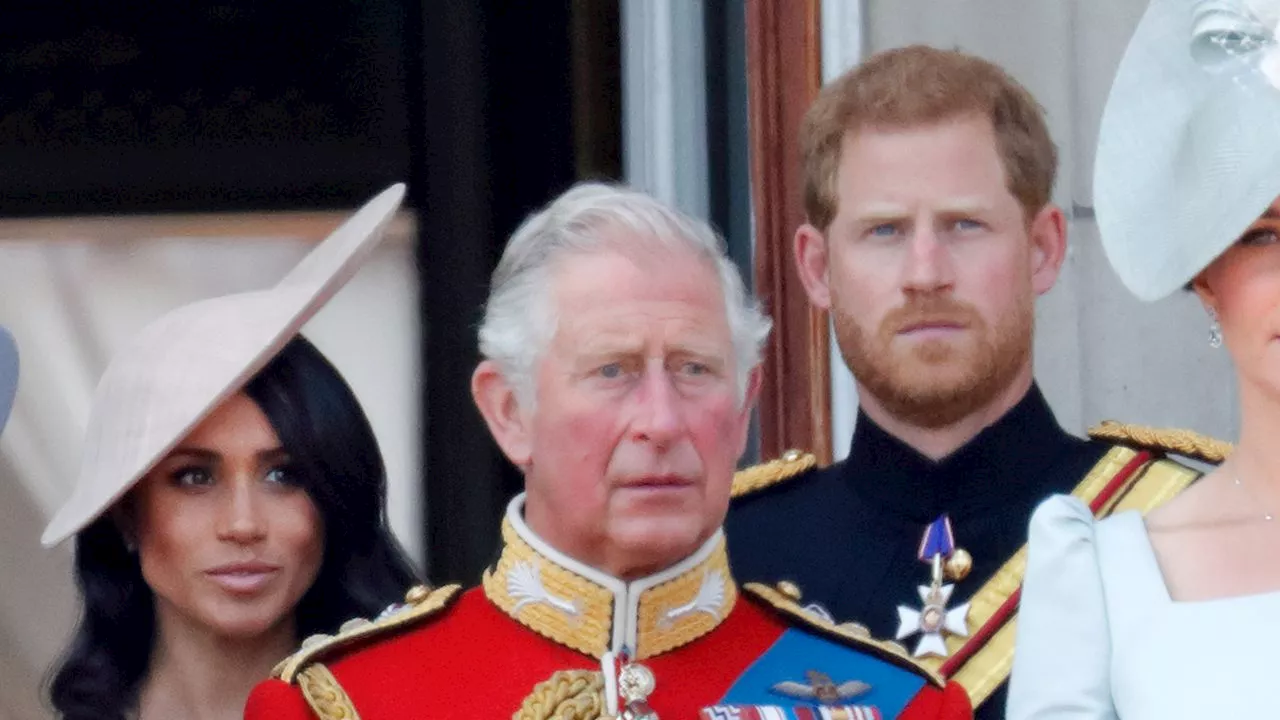 Re Carlo vuole che ai suoi funerali ci siano anche Harry e Meghan Markle coi nipotini Archie e Lilibet Diana