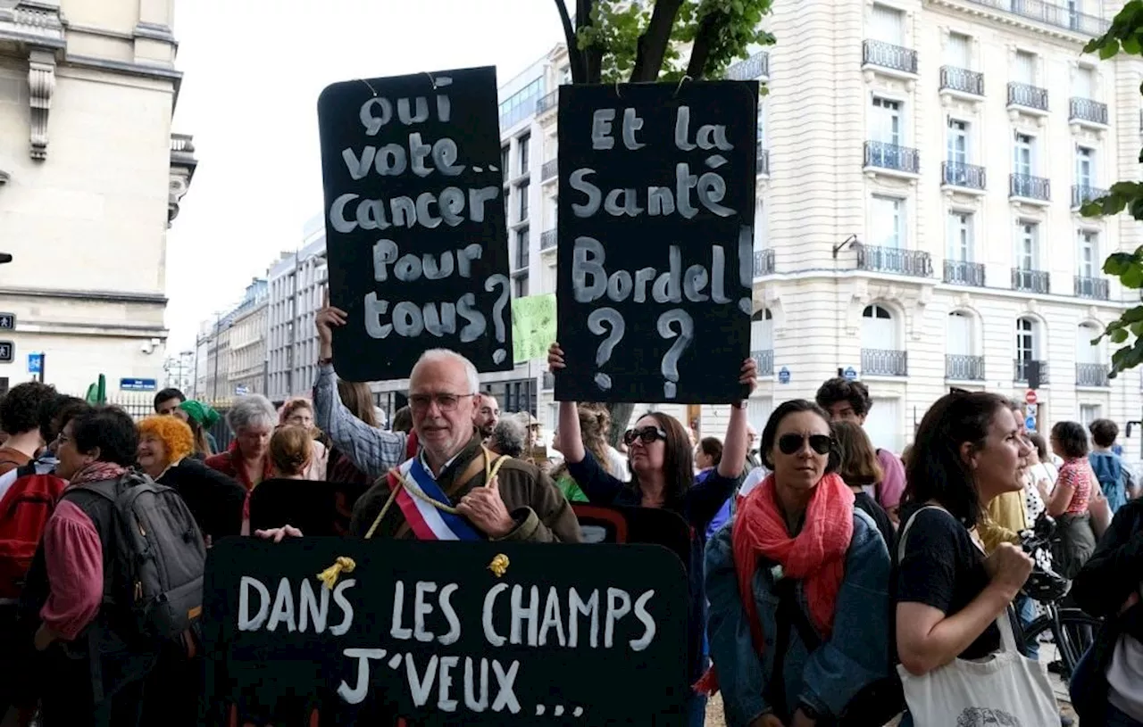 Loi Duplomb : la pétition contre le texte franchit la barre des deux Loi Duplomb : la pétition contre le texte franchit la barre des deux