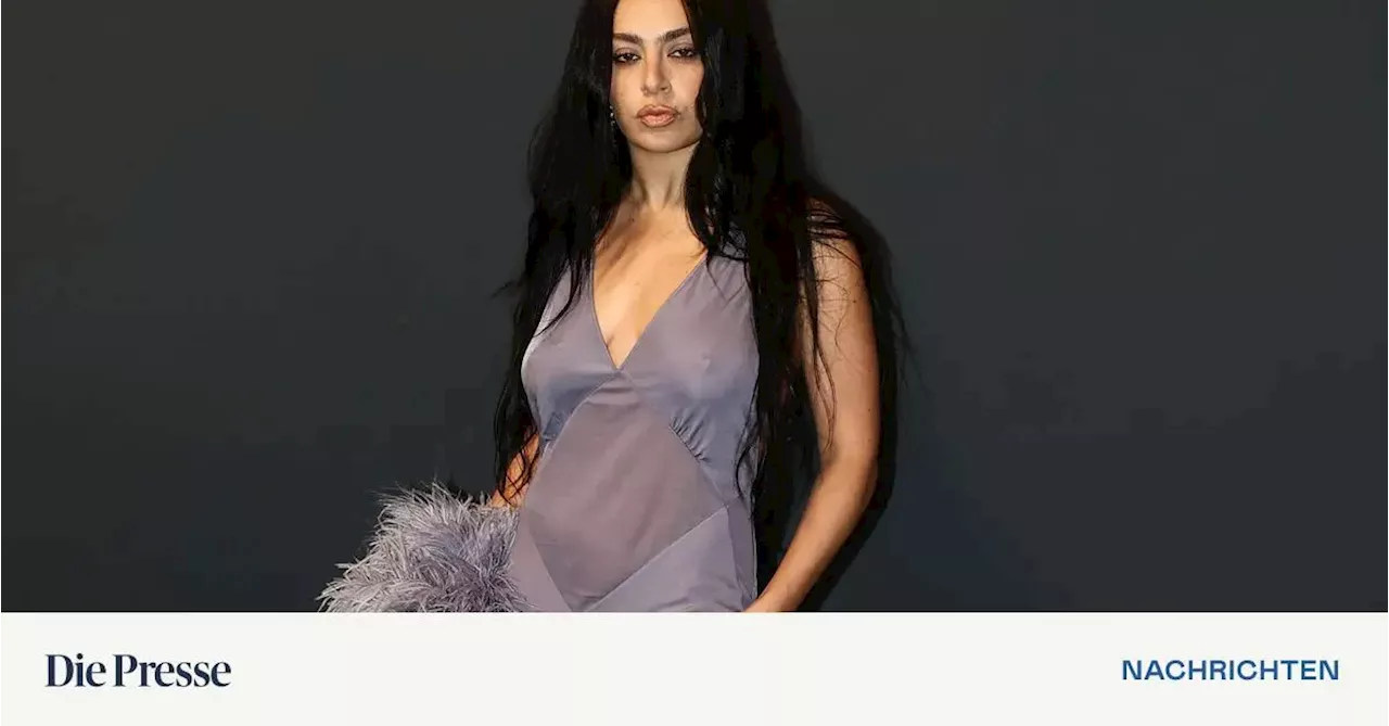 Sängerin Charli XCX heiratet Schlagzeuger