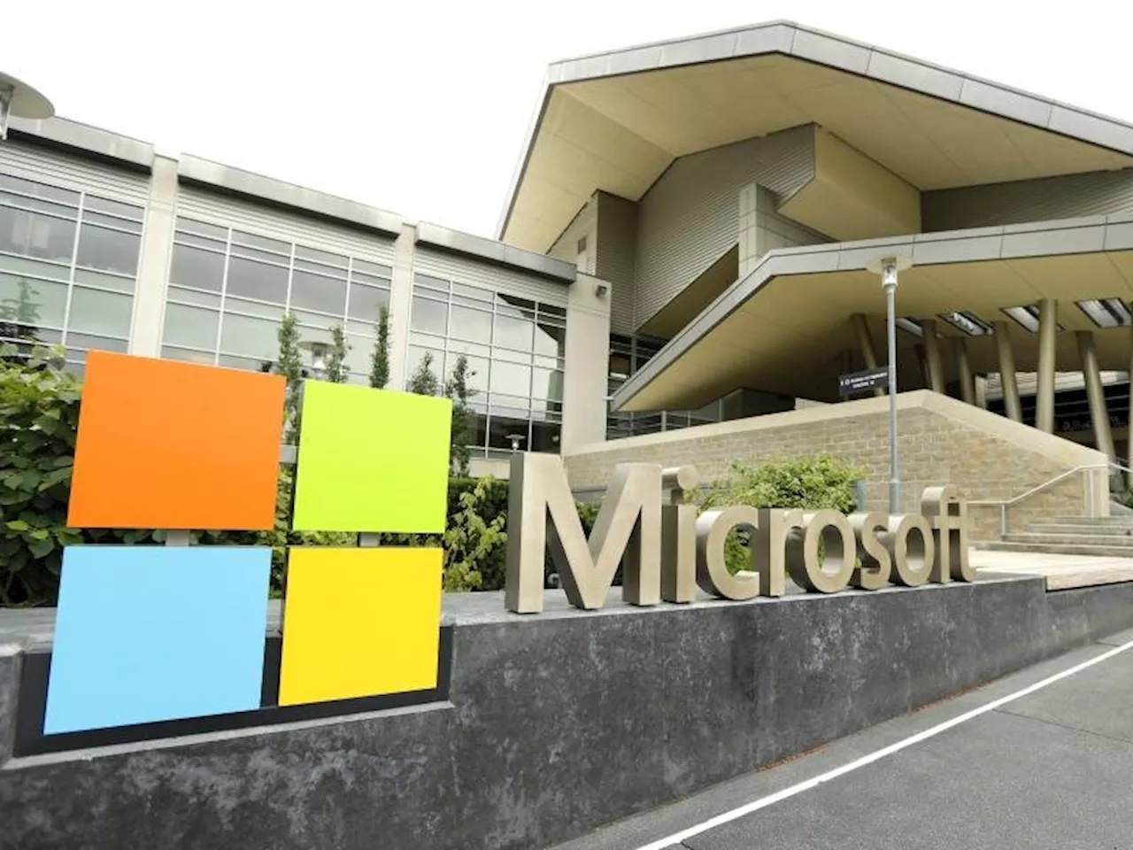 Critical Sharepoint security vulnerability: First patches are available