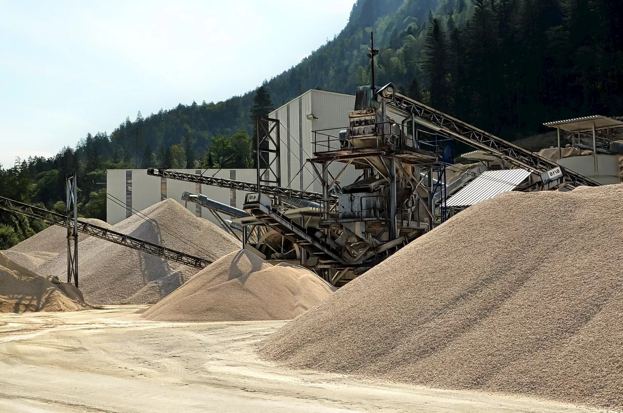Mining, quarrying sector’s contribution to GDP drops in Q1 2025