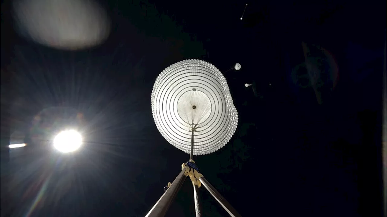 Pronto per Marte il più grande paracadute extraterrestre VIDEO