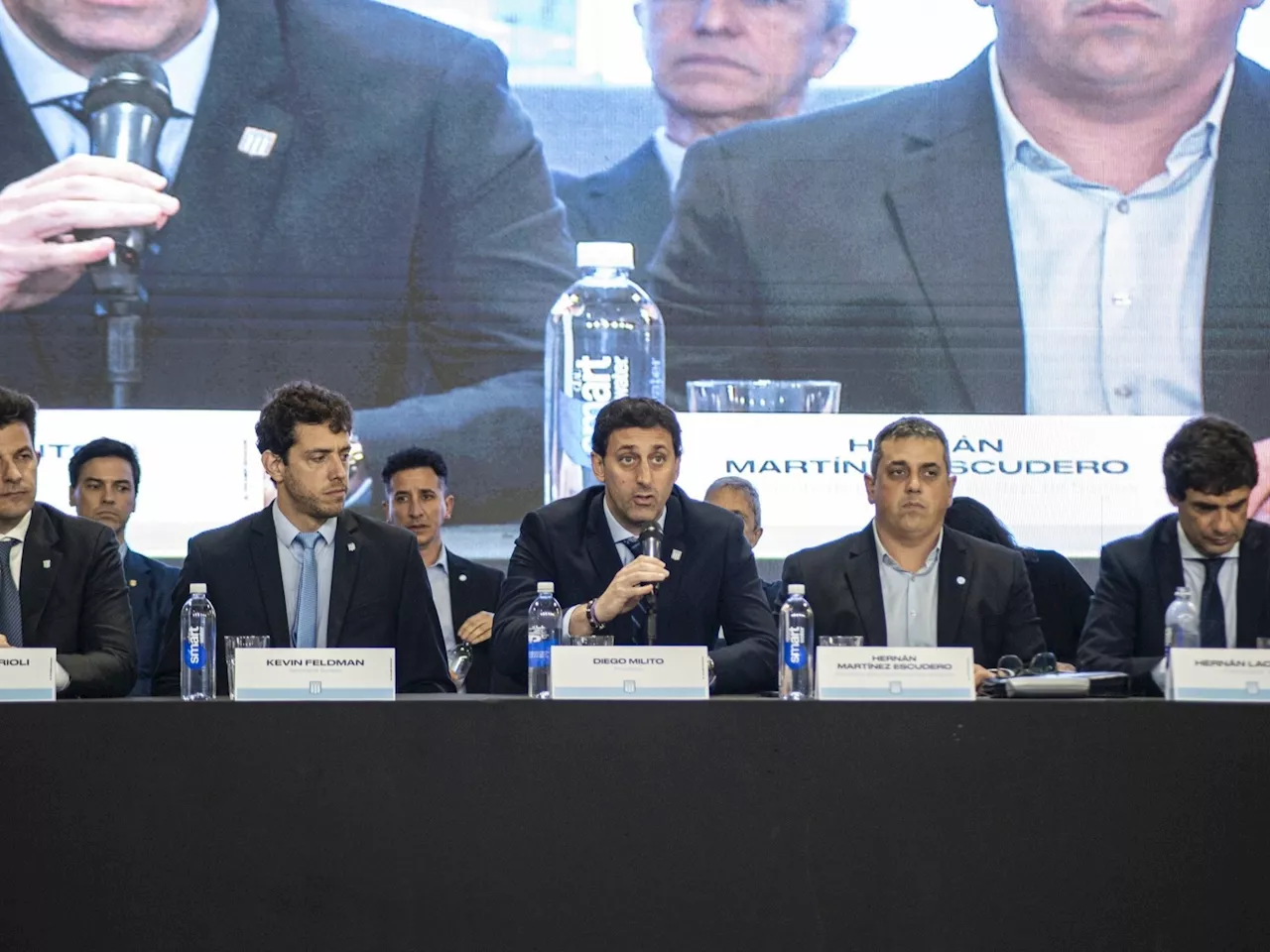 Milito presentó un informe lapidario de la gestión Blanco: cuánto debe Racing y el desequilibro financiero que debe afrontar