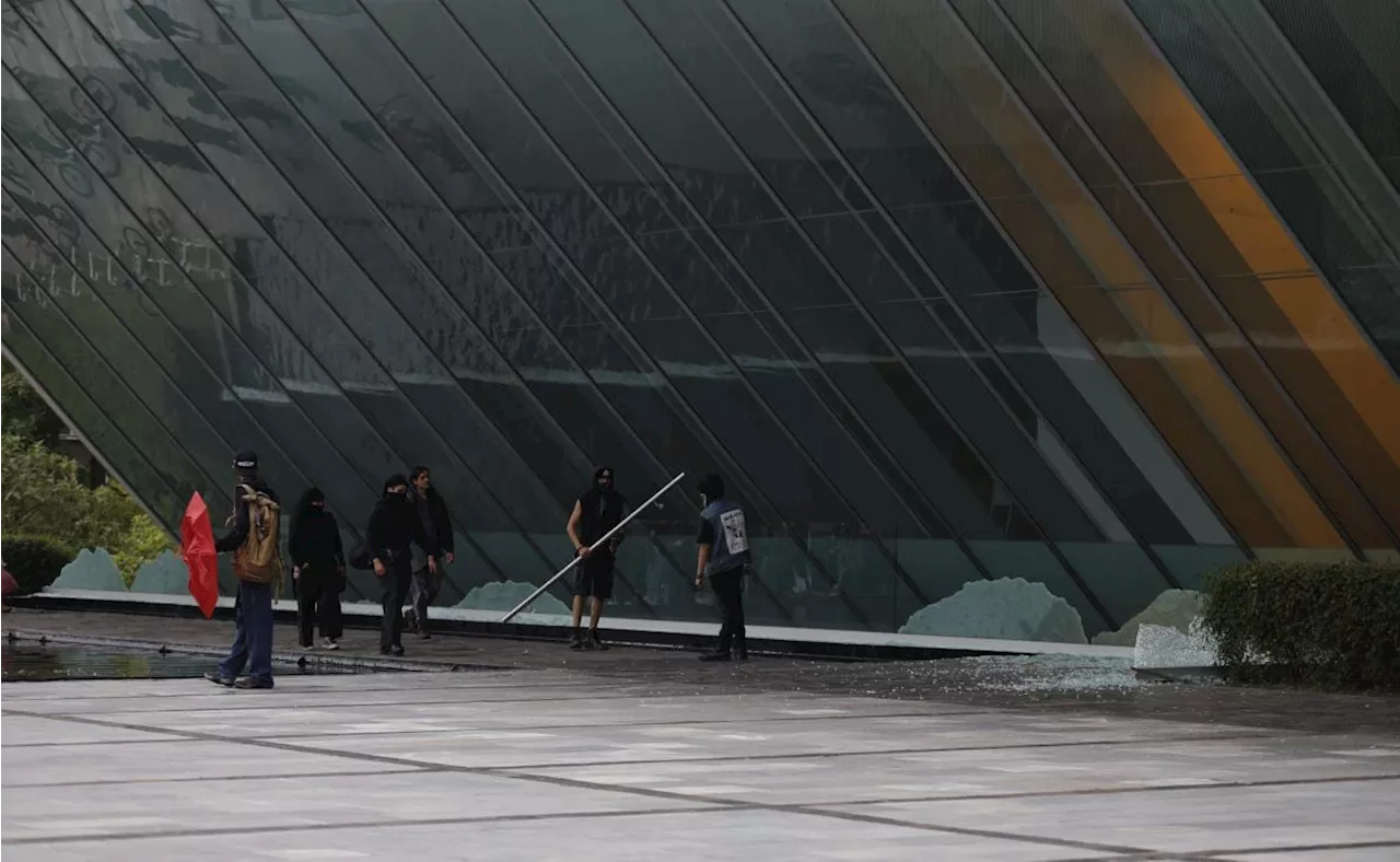 Grupos ajenos a marchas generan violencia, aseguran
