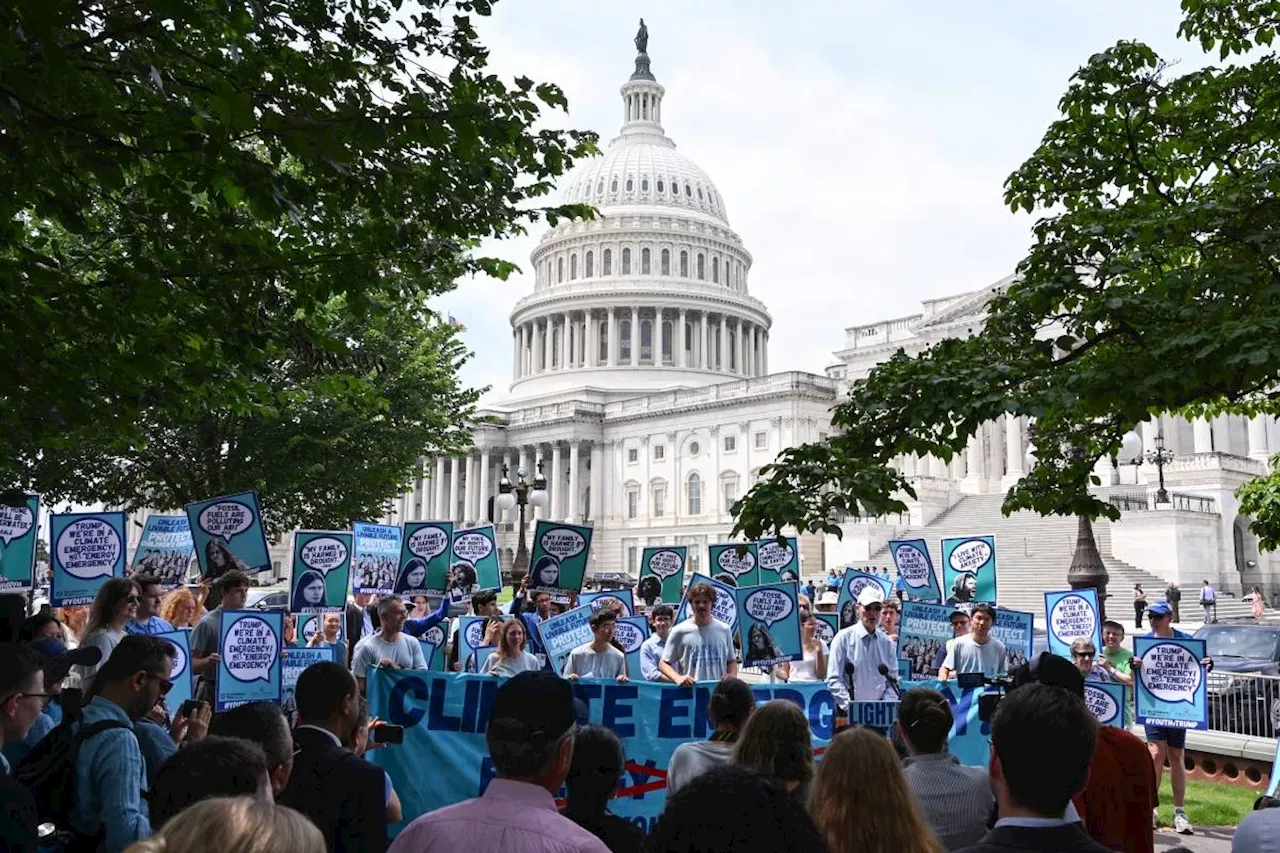 US court to decide if climate collapse is 'unconstitutional'