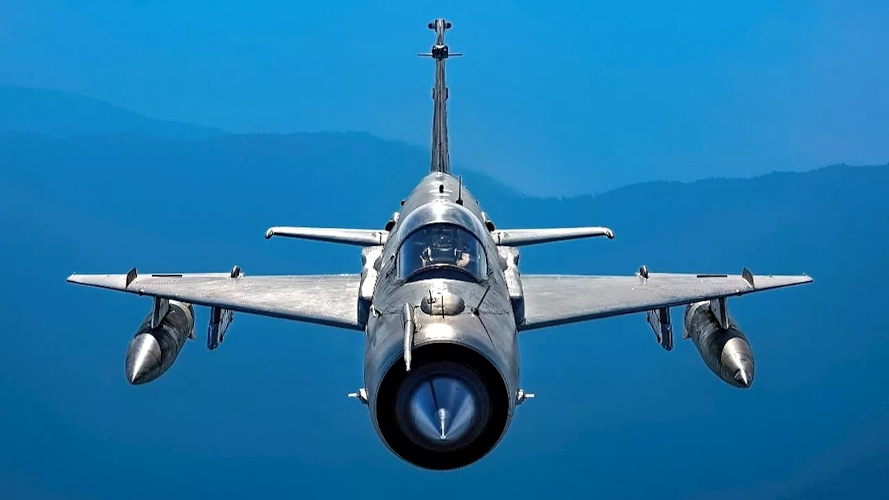 Mig-21 से दागी मिसाइलें, तबाह हो गया था पाकिस्तानी मिराज