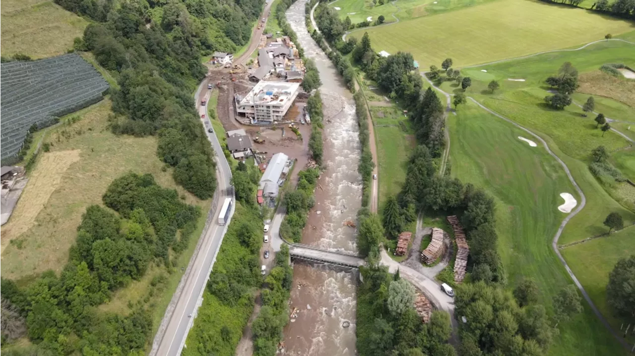 Alluvione in Alto Adige, frane e smottamenti in Val Passiria: i danni visti dal drone